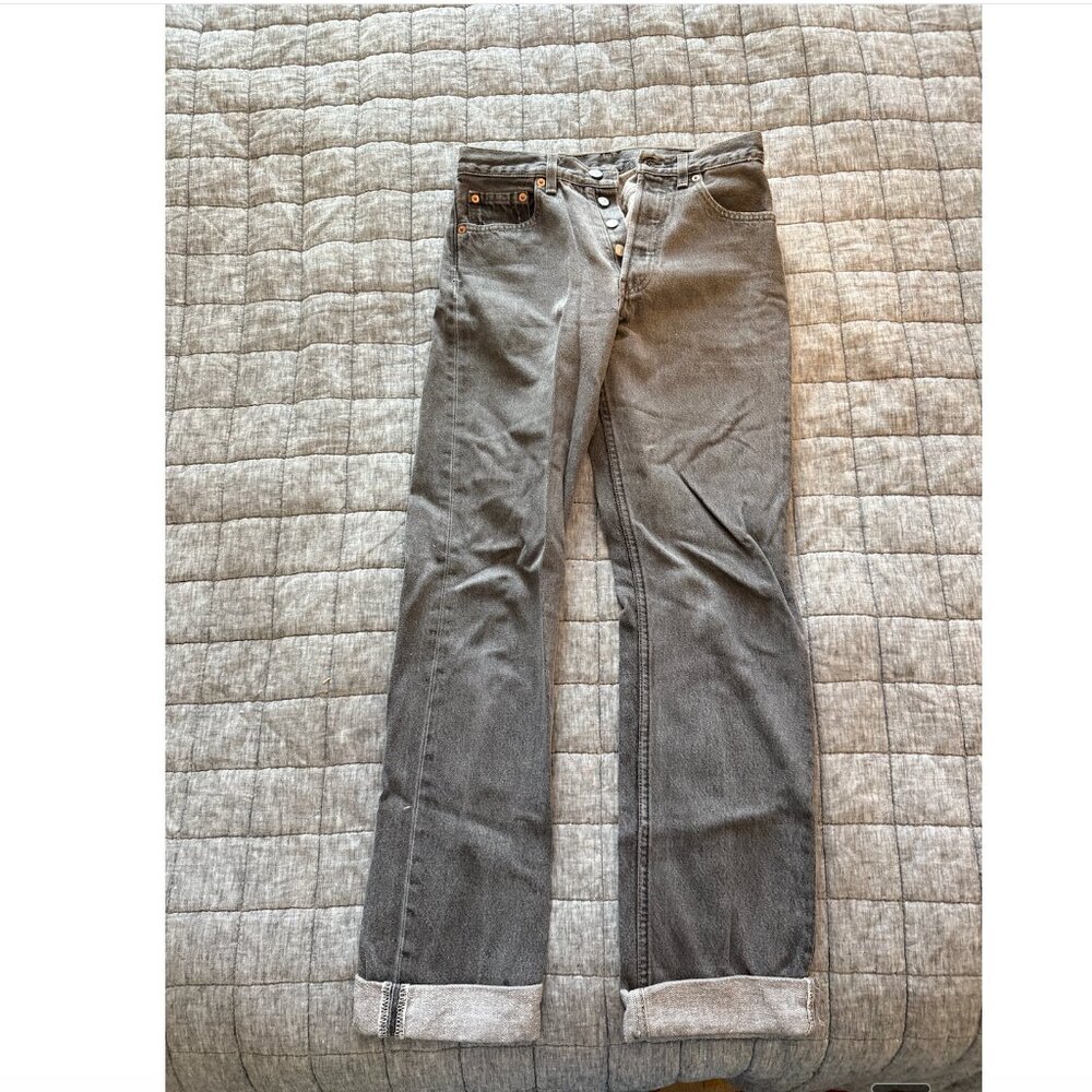 VINTAGE Levis 501 -- grey wash